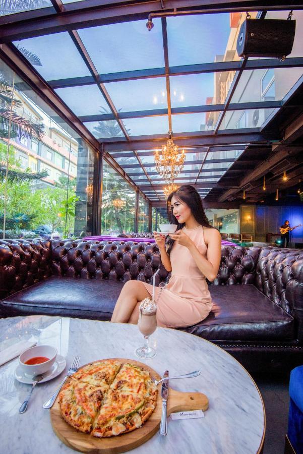 สวิส-เบลโฮเต็ล เคนดาริ Hotel เคนดารี ภายนอก รูปภาพ