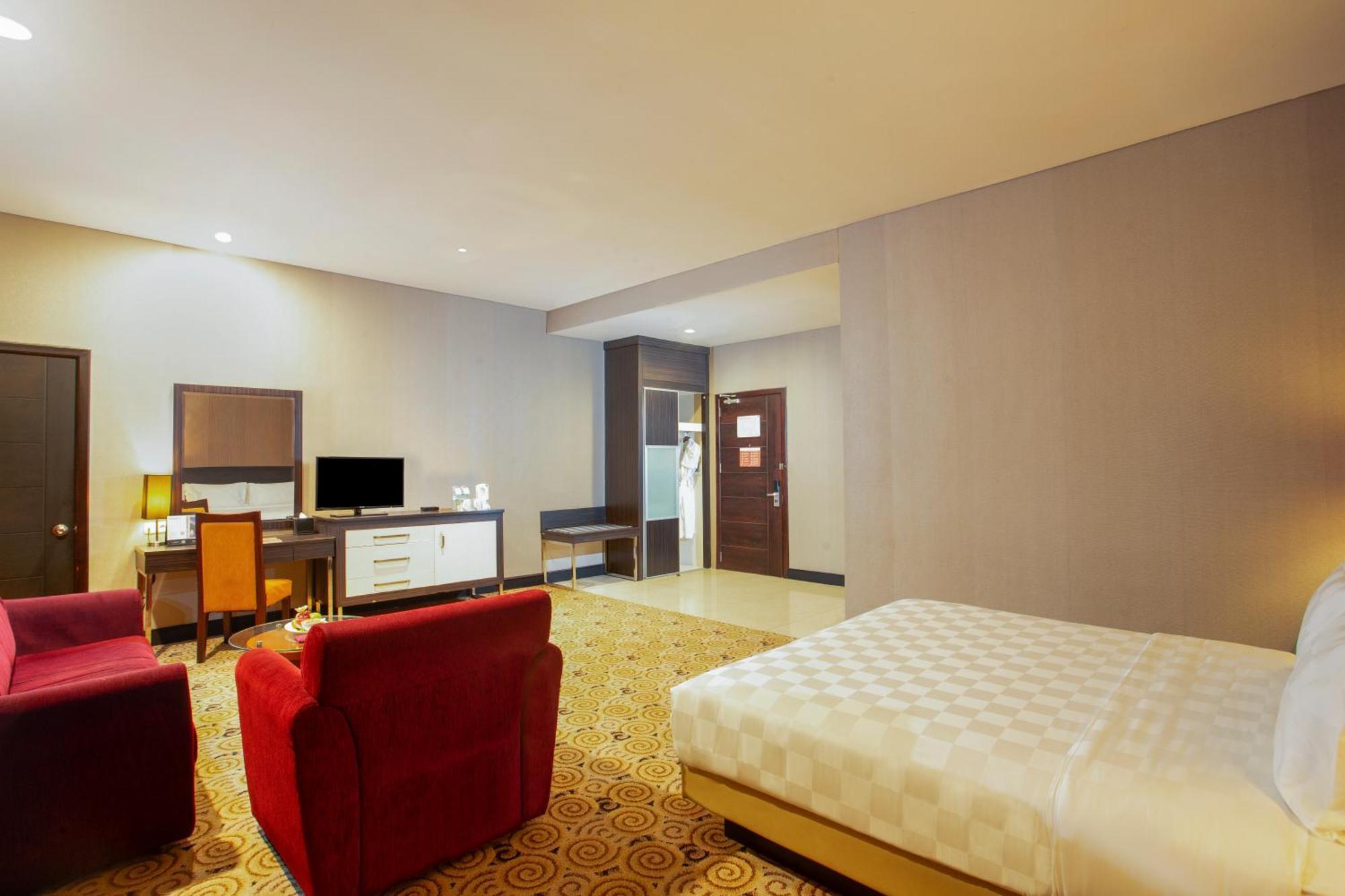 สวิส-เบลโฮเต็ล เคนดาริ Hotel เคนดารี ภายนอก รูปภาพ